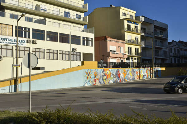 AUR0002 - Mural "A Família"